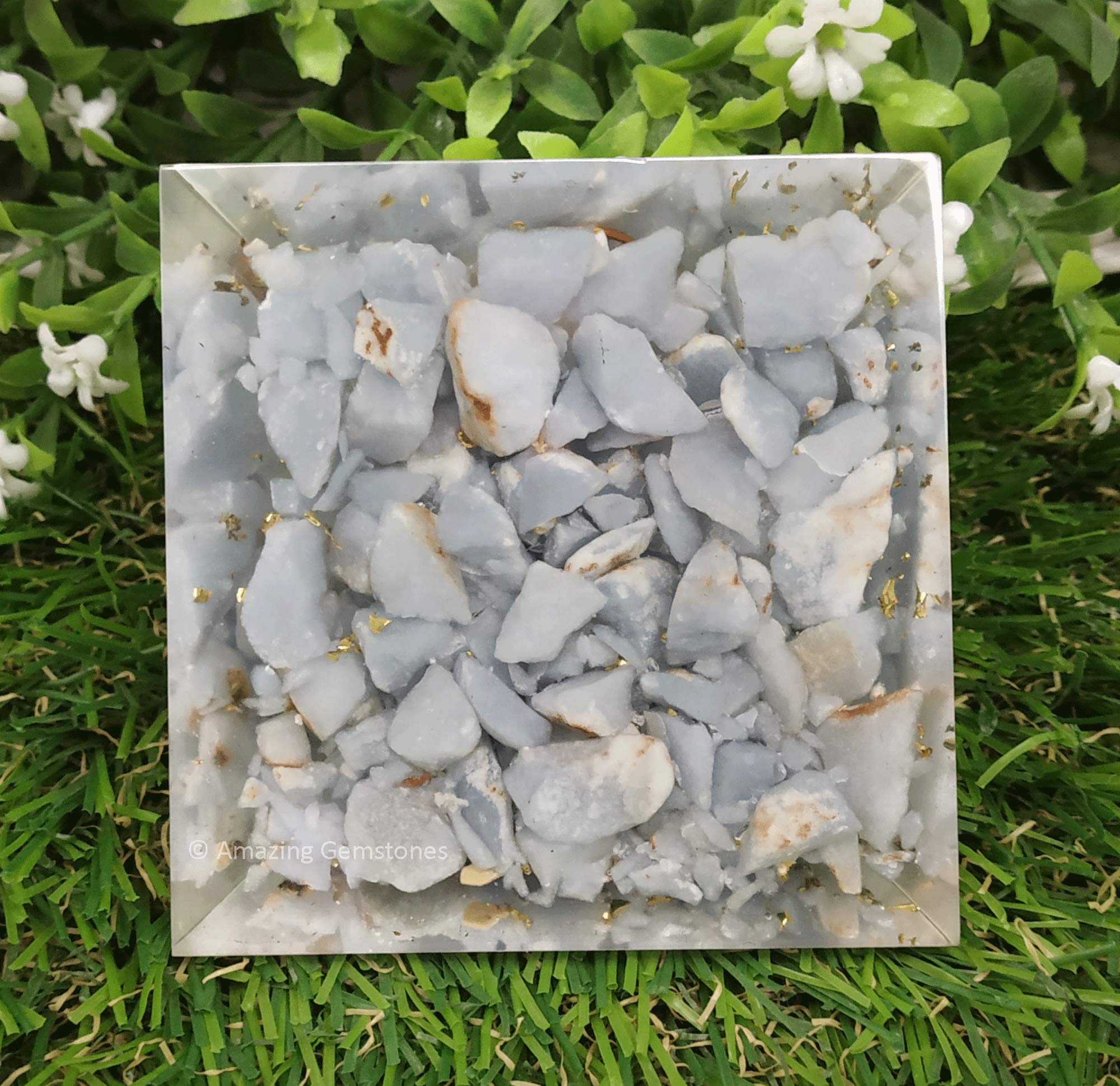 Amazing Gemstone cuivre bobine orgonite détail, apporte une énergie positive dans la pièce.