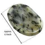 Amazing Gemstone main en paume avec pierre d apaisement – facilitant l ancrage et la concentration.