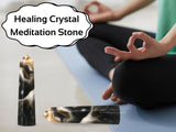 Amazing Gemstone pointe cristal Onyx noir – soutien lors de la méditation et respiration
