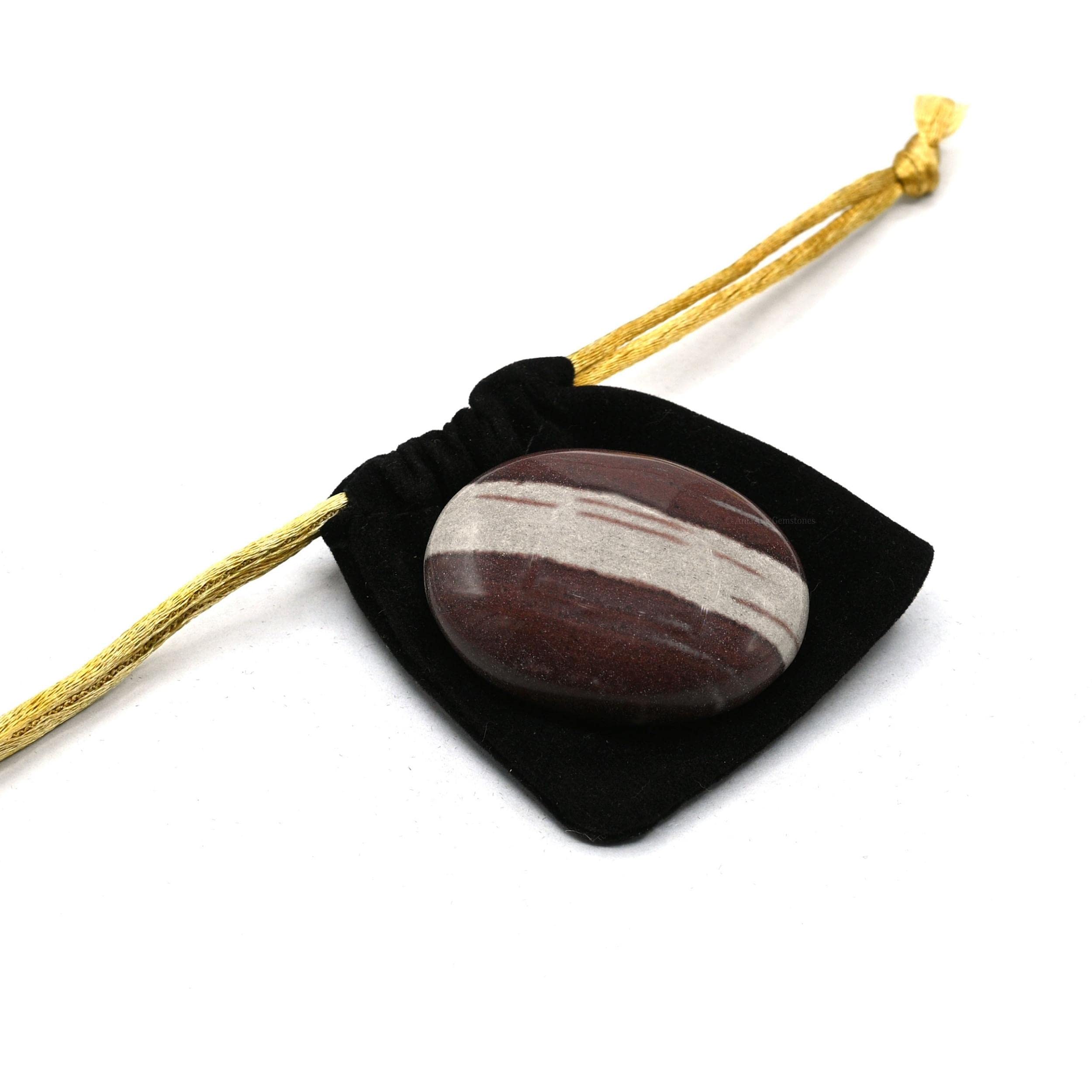 Amazing Gemstone Narmada Shiva Lingam – cadeau d'anniversaire unique et élégant.