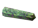 Amazing Gemstone obélisque cristal rubis-fuchsite pour concentrer l'énergie et l'harmonie.