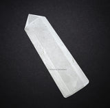 Amazing Gemstone: Obélisque quartz clair, amplification d'énergie et focalisation.