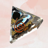 Orgone énergie Amazing Gemstone transformant les flux autour de vous