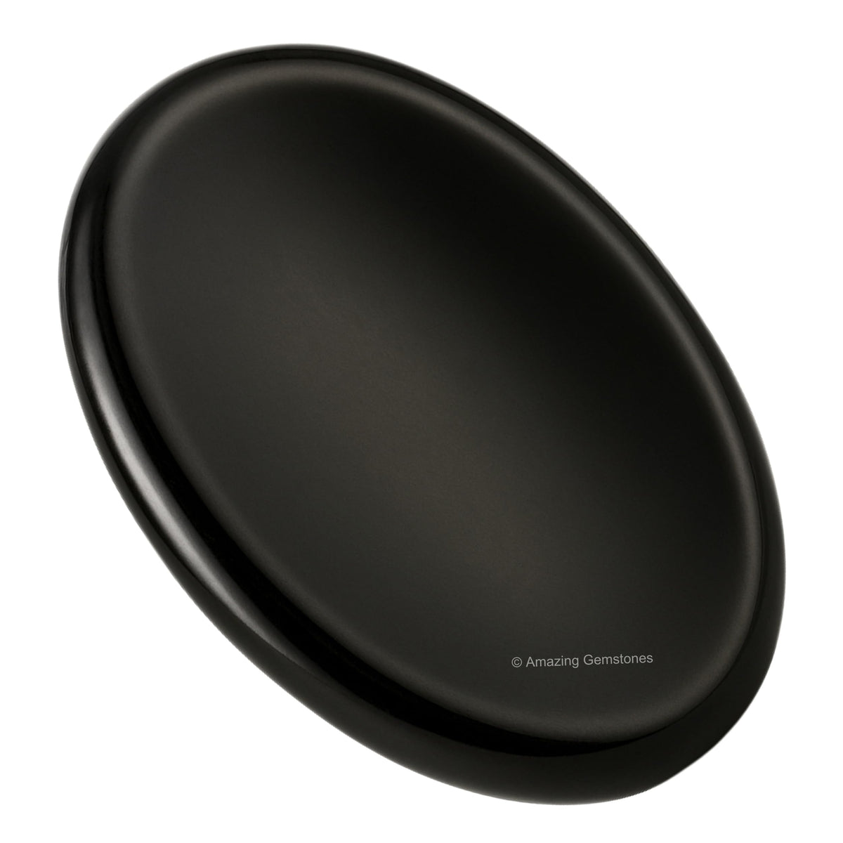 Amazing Gemstone: pierre-inquietude-obsidienne-noire, gros plan idéal pour la méditation et la concentration.
