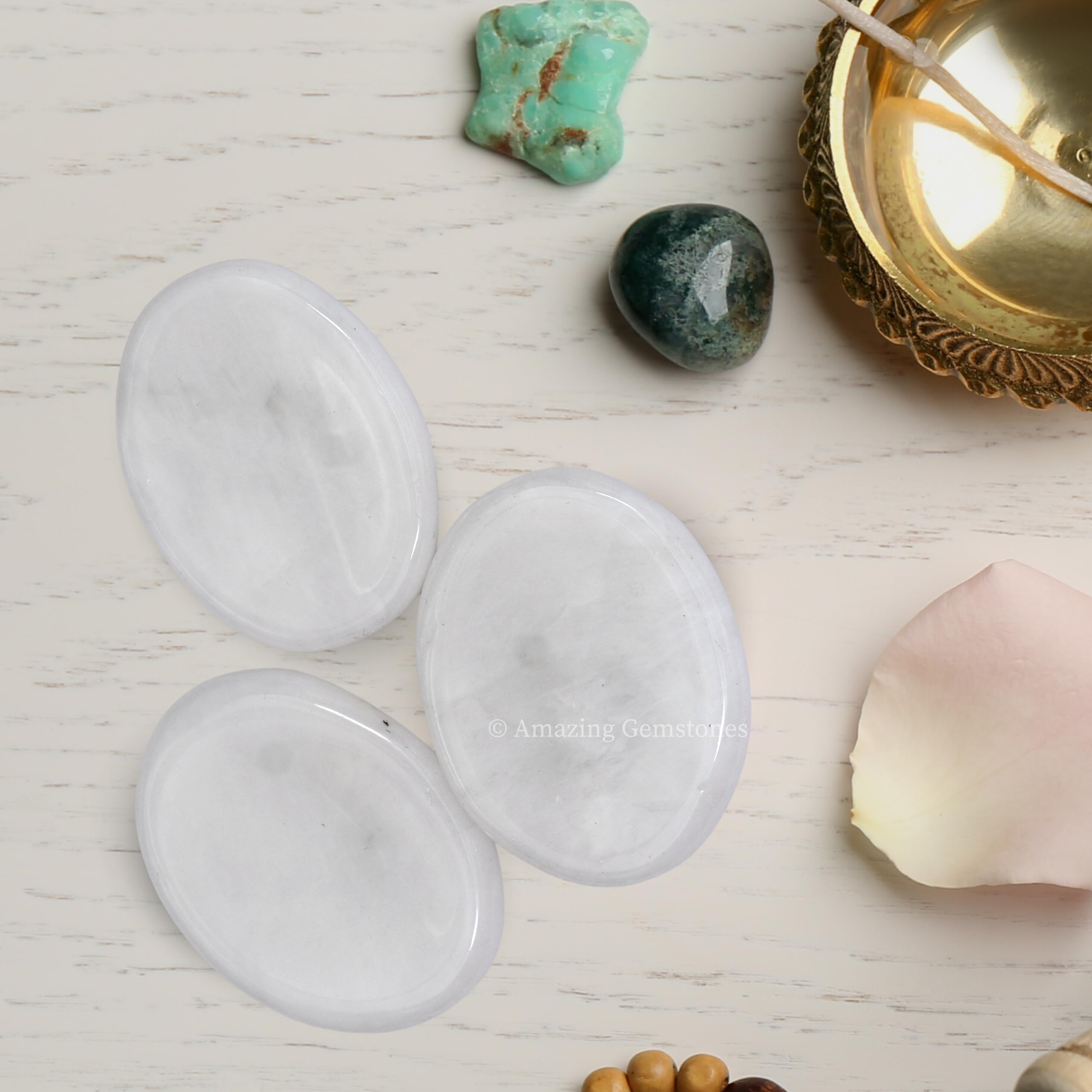Amazing Gemstone pierre d'inquiétude quartz neige en boîte cadeau prête à surprendre
