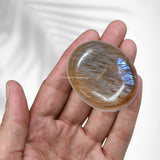 Amazing Gemstone utilisation méditation et yoga avec pierre soleil-lune.