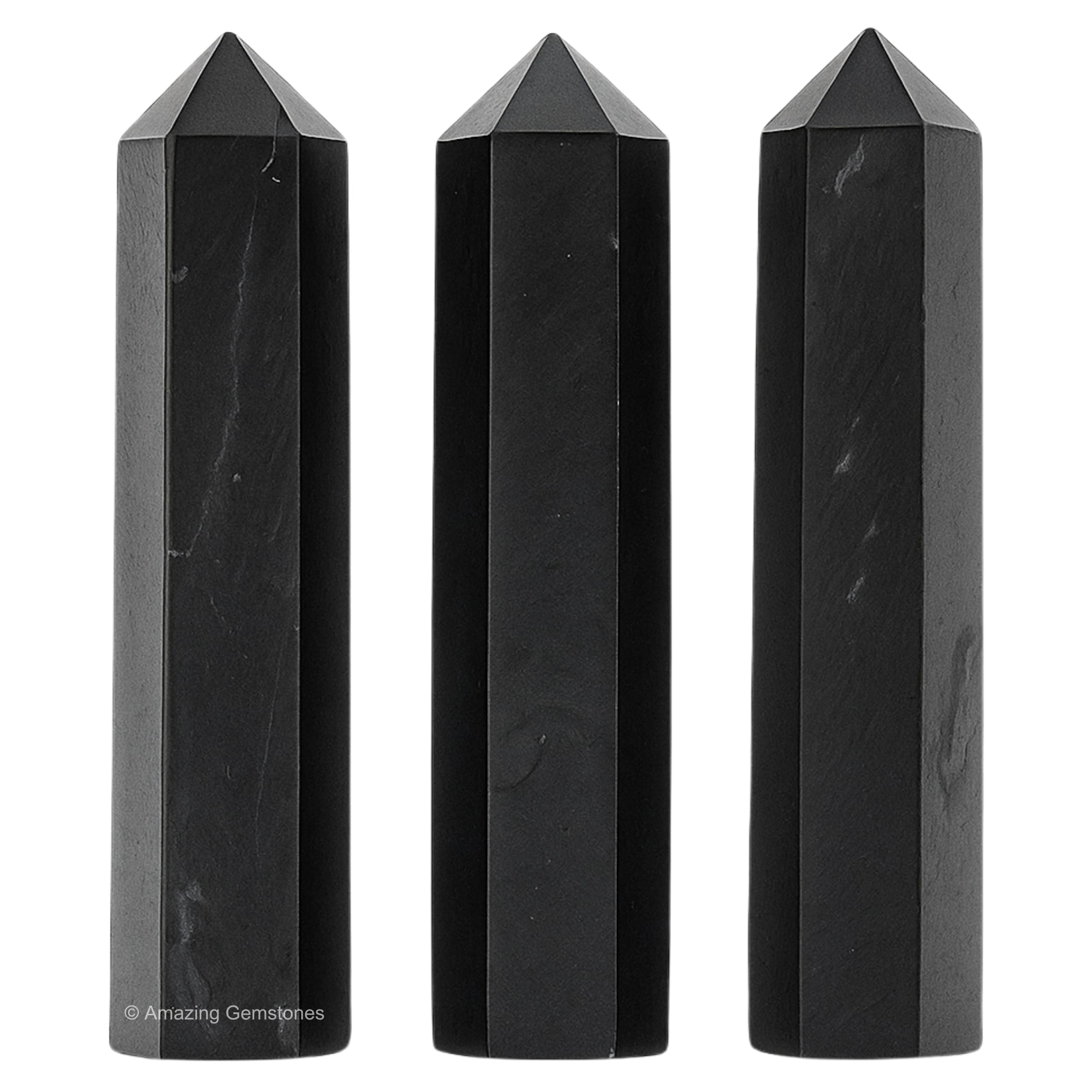 Amazing Gemstone point cristal shungite - utilisée dans la méditation et l’aménagement d’espace.