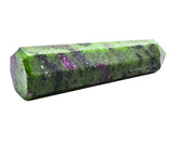 Amazing Gemstone Ruby Zoisite – obélisque cristal: amplification d’énergie et équilibre mental.