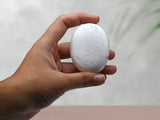 Amazing Gemstone scolecite, utilisation Reiki pour des instants calmes et concentrés.