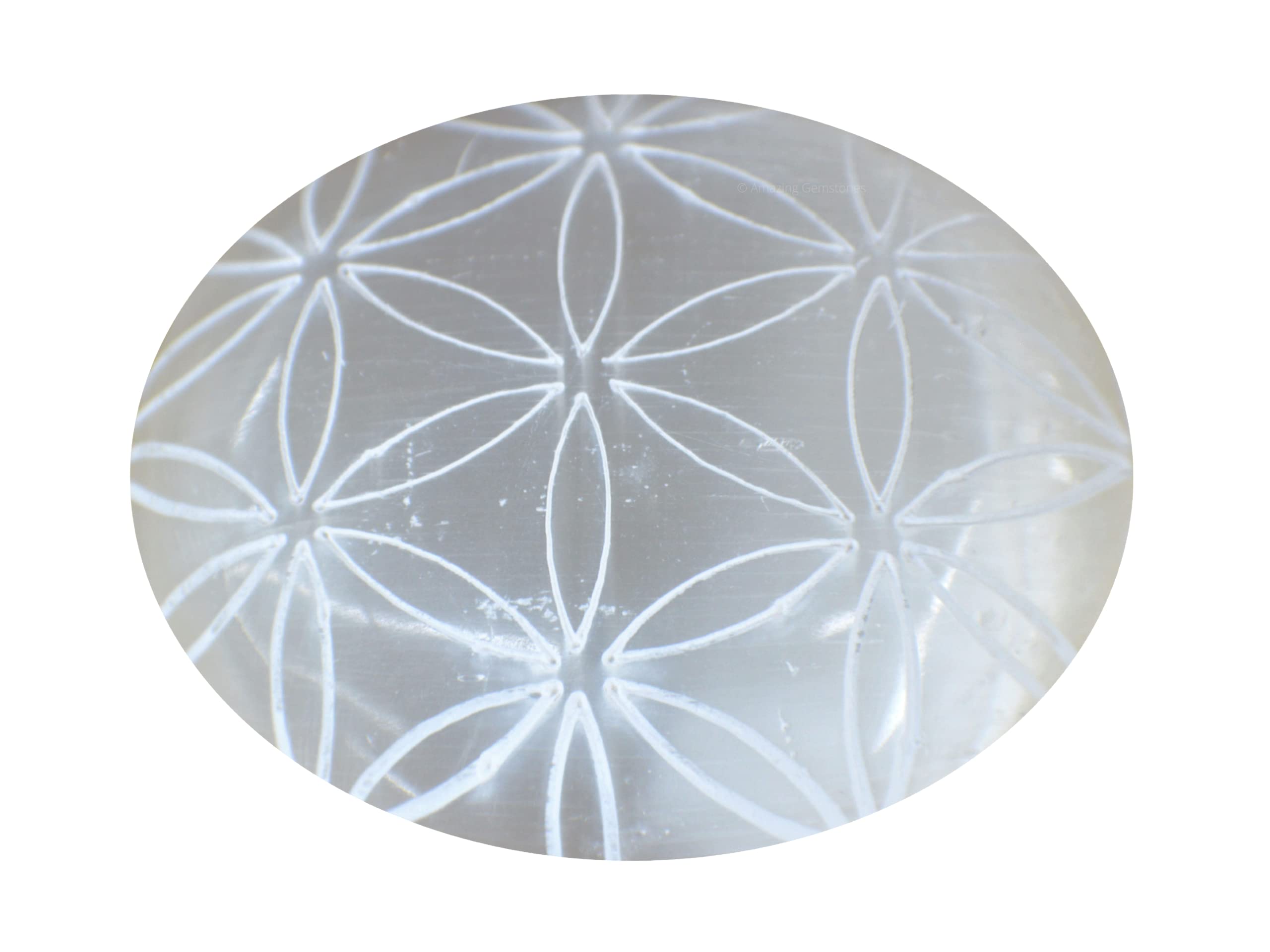 Amazing Gemstone Selenite — pierre-de-paume gravée Fleur-de-Vie, idéale pour méditation et équilibre des chakras.