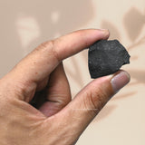 Amazing Gemstone Shungite – idéal pour la méditation et l'ambiance zen.