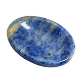 Amazing Gemstone Sodalite: pierre anti-stress parfaite pour la méditation et le calme.