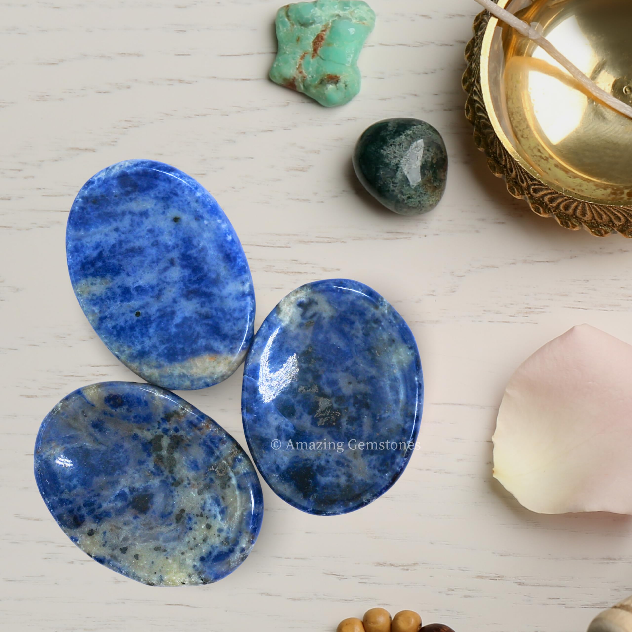 Amazing Gemstone Sodalite: pierre fidget, accompagne les moments de pleine conscience.
