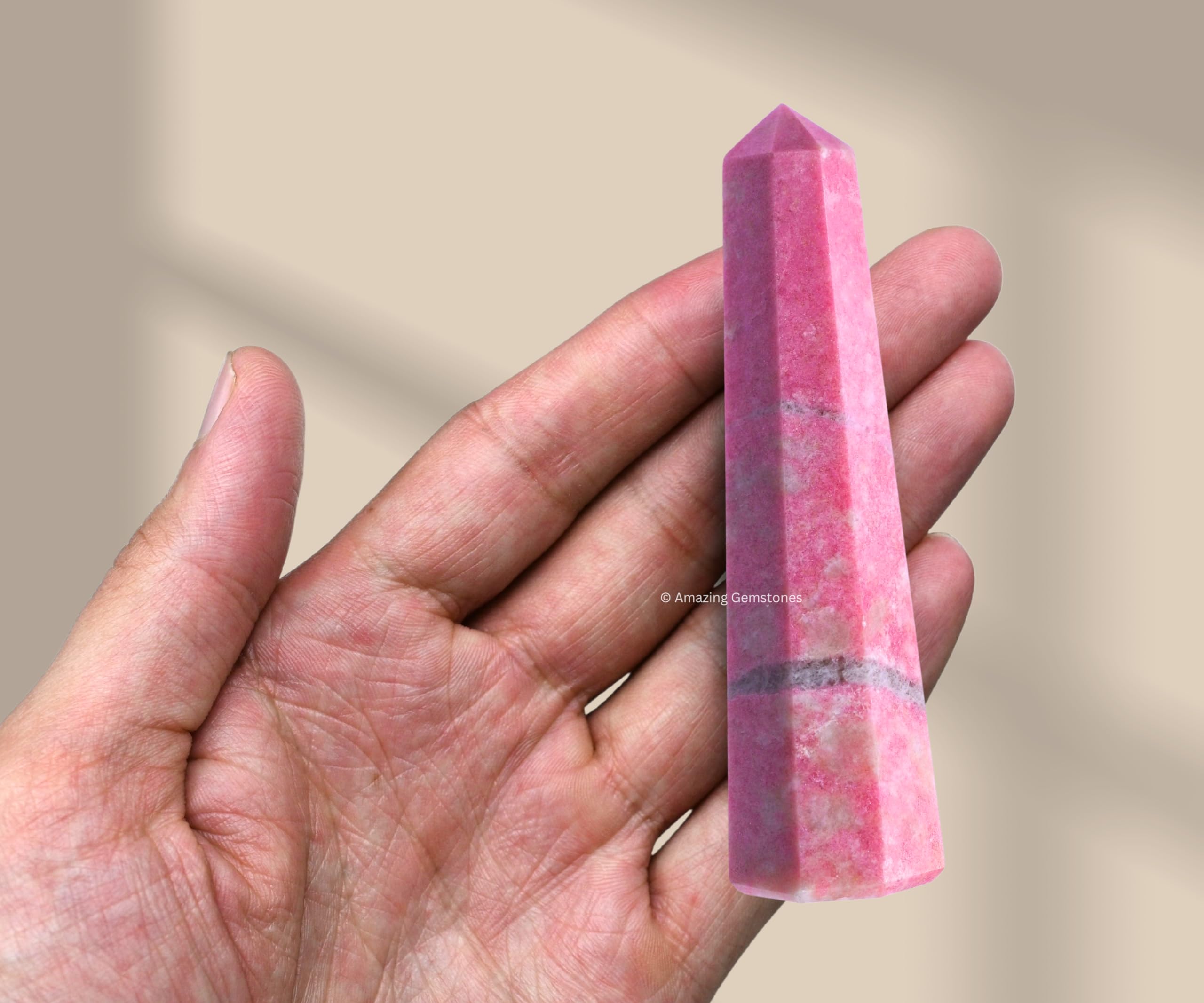 Amazing Gemstone Thulite centre-grille-cristal: point central pour les grilles et intentions.