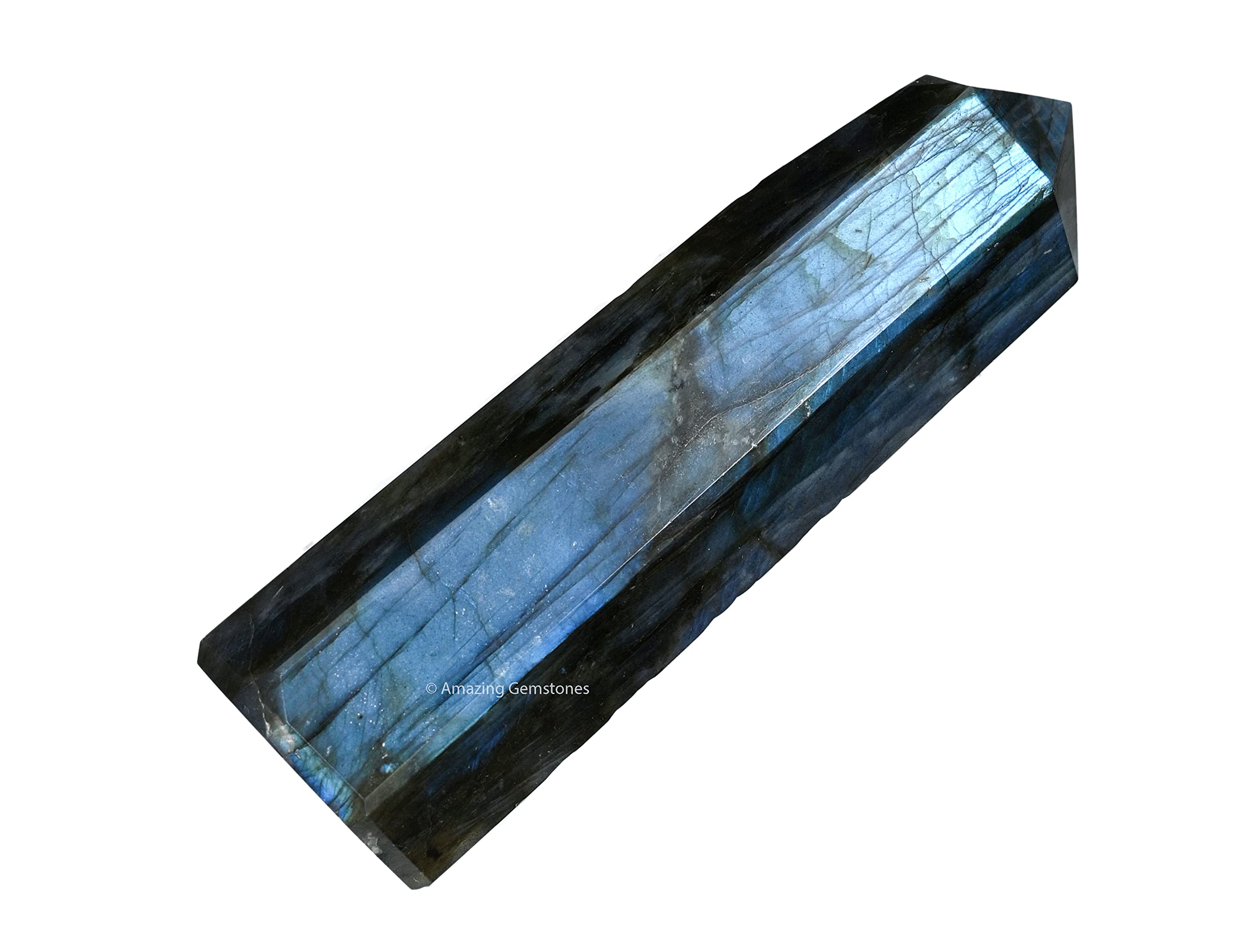 Méditation avec tour Labradorite Amazing Gemstone, favorise concentration et détente.