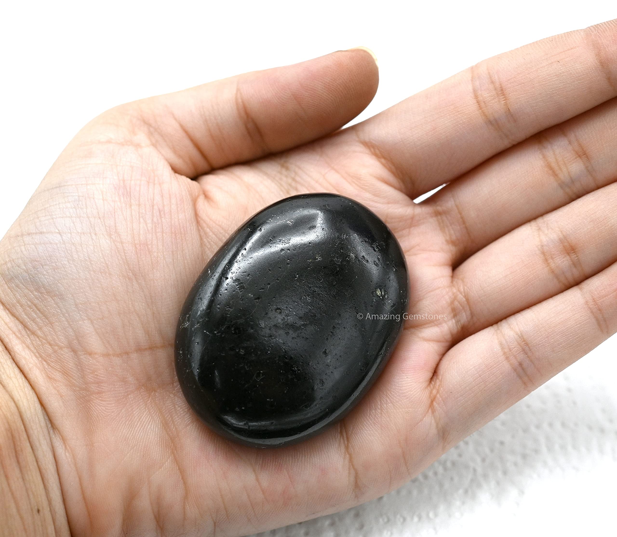Amazing Gemstone boîte cadeau prête à offrir une pierre de paume noire.