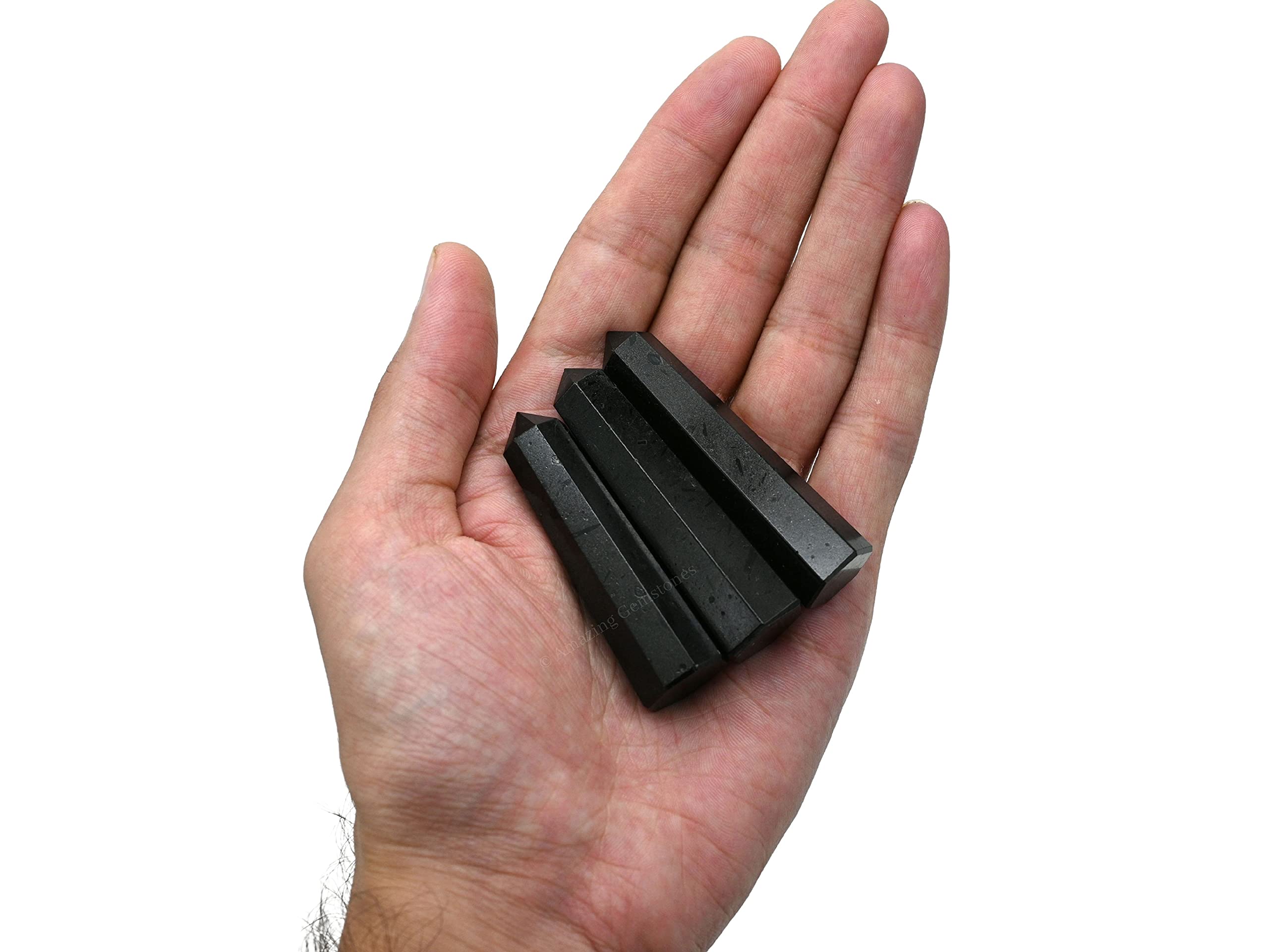 Amazing Gemstone obelisque tourmaline noire favorise une atmosphère concentrée et équilibrée.