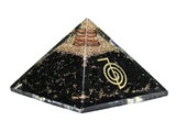Amazing Gemstone tourmaline noire — usage comme presse-papier et soutien à la méditation.