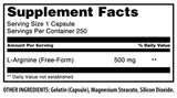 Gélules L-Arginine Amazing Nutrition près du bouchon, dosage simple et rapide.