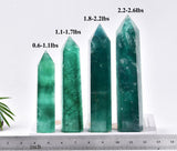 AMOYSTONE obélisque fluorite verte, ambiance paisible idéale pour pratique spirituelle.