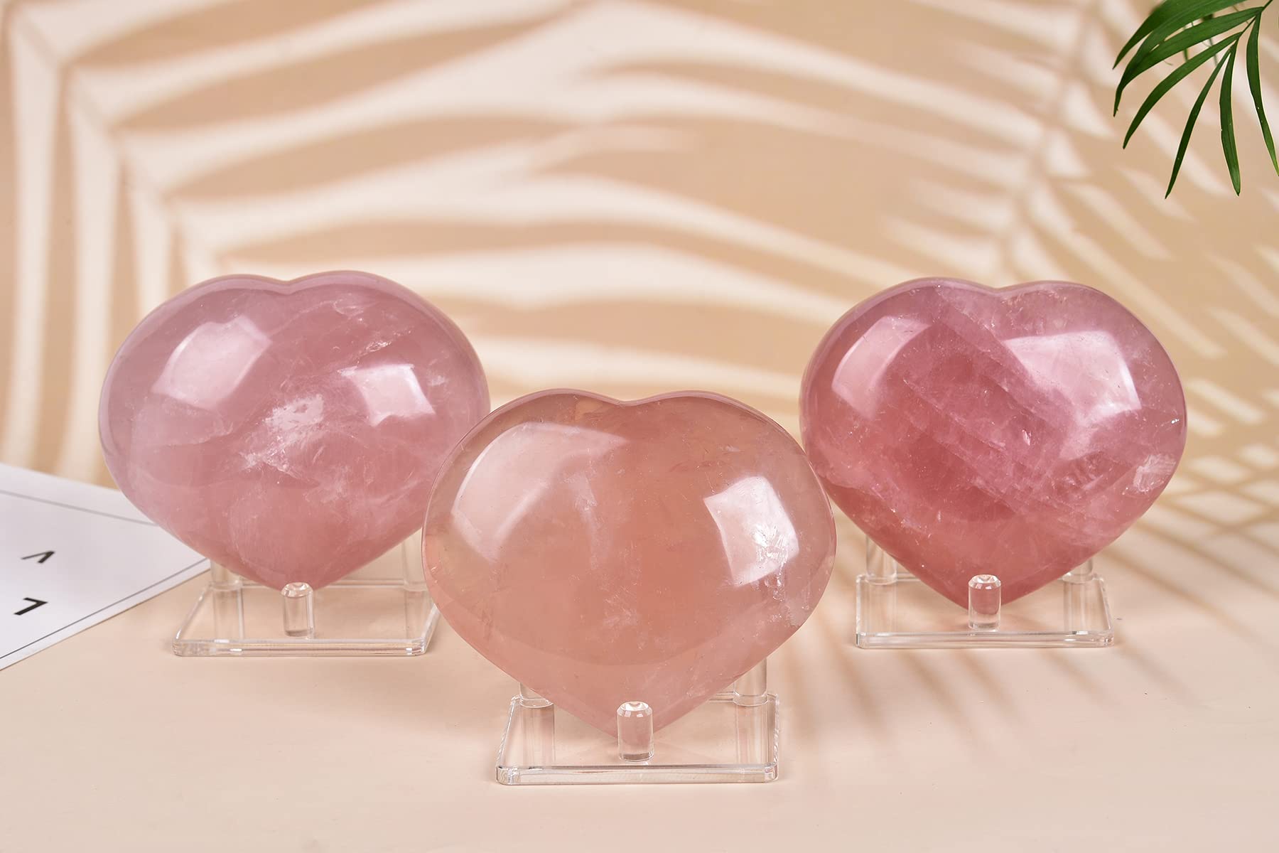 AMOYSTONE Pierre cœur rose, effet visuel élégant pour la décoration.