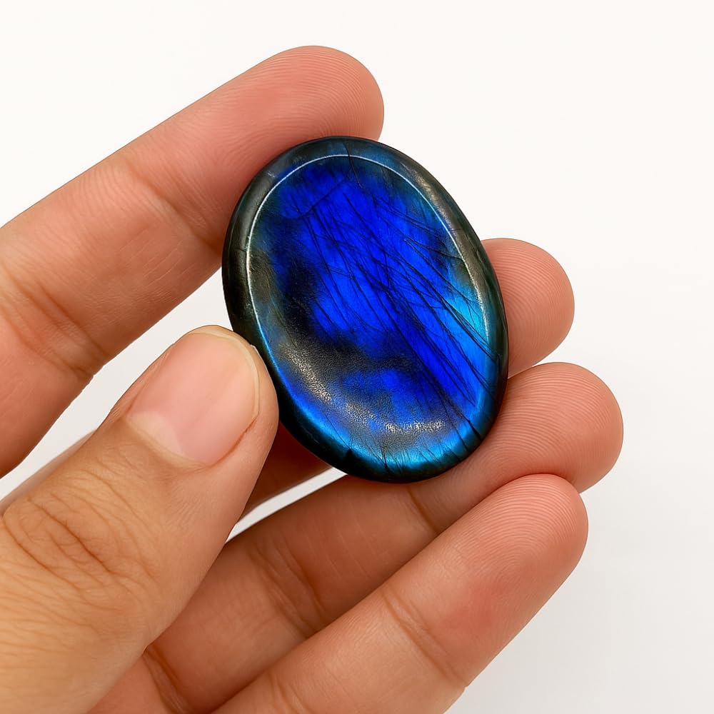 ANAYA AGATE – pierre naturelle favorisant la concentration lors de rituels.