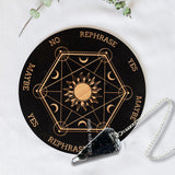 Pendule ANAYA AGATE en obsidienne noire rangé dans sa pochette élégante.