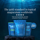 Bain dans l'eau chaude avec Ancient Minerals, dissolution facile et rapide.