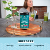 Ancient Nutrition SuperGreens poudre verte : ingrédients végétaux riches pour une boisson nutritive rapide.