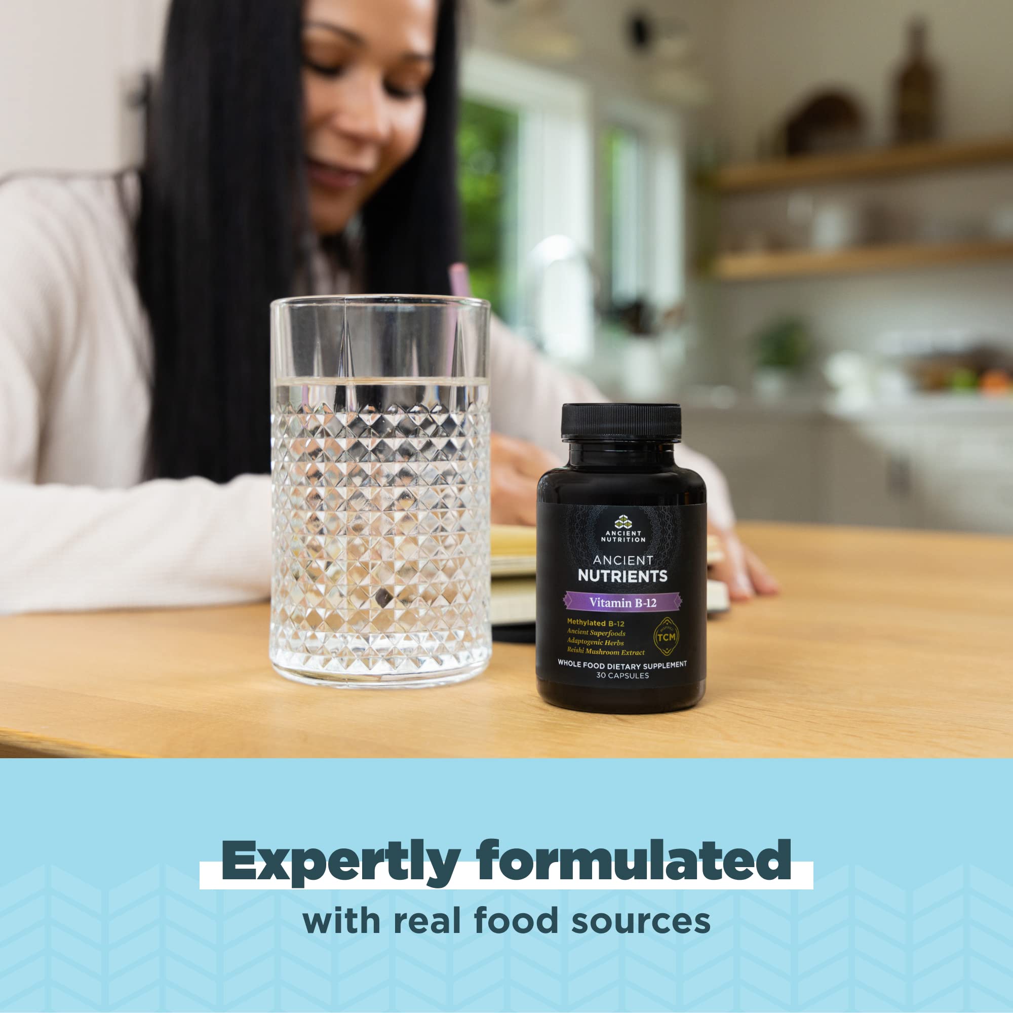 Dose quotidienne simple de Vitamine B12 d Ancient Nutrition, intégration facile.