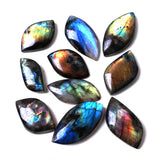 Pendentif Anlingem en labradorite 20–30 mm, allure naturelle pour collier quotidien.
