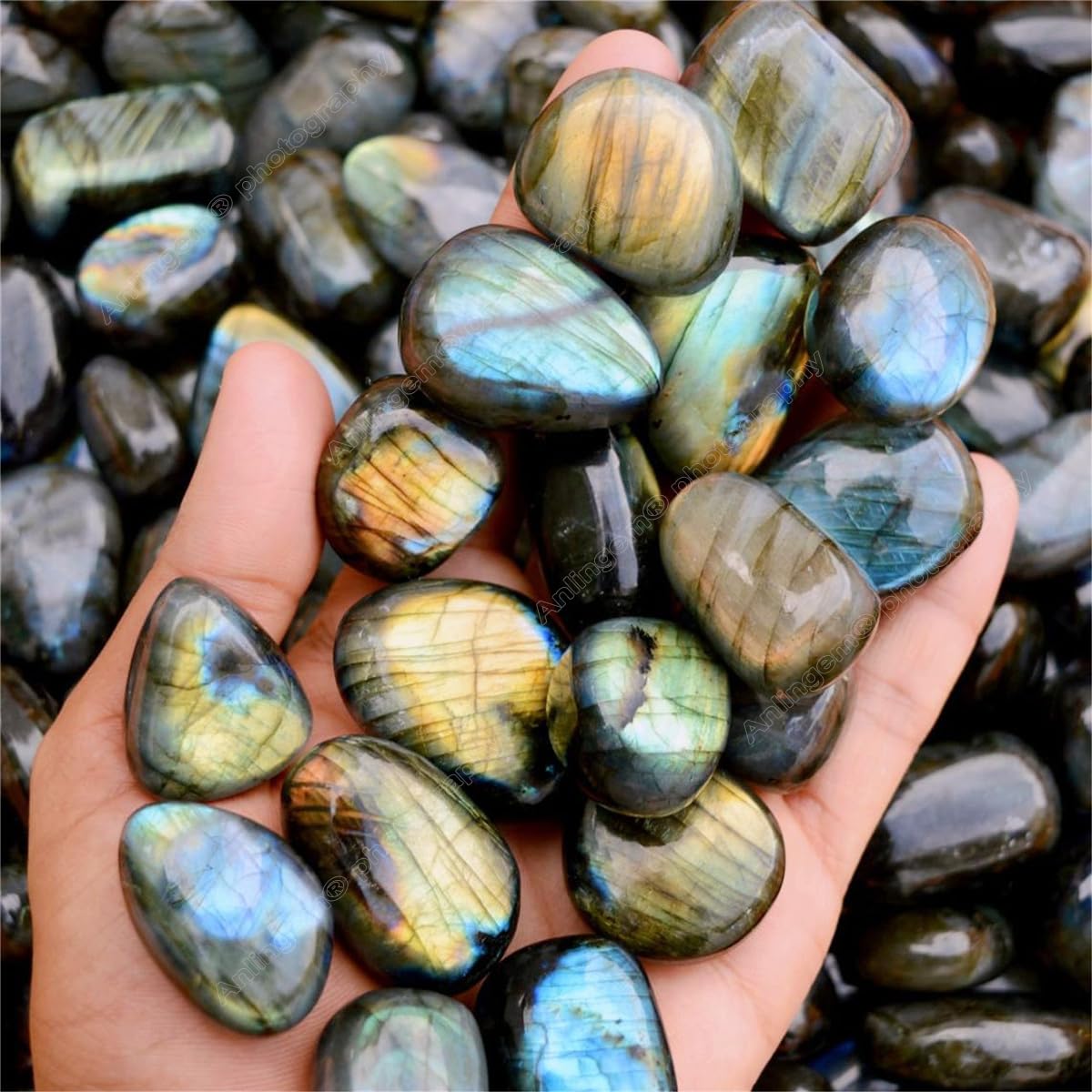 Pierres labradorite Anlingem robustes et adaptées à un usage quotidien.