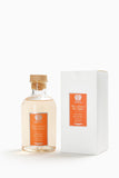 Antica Farmacista Diffuseur: prise de vue rapprochée sur le flacon et les roseaux, parfum durable.