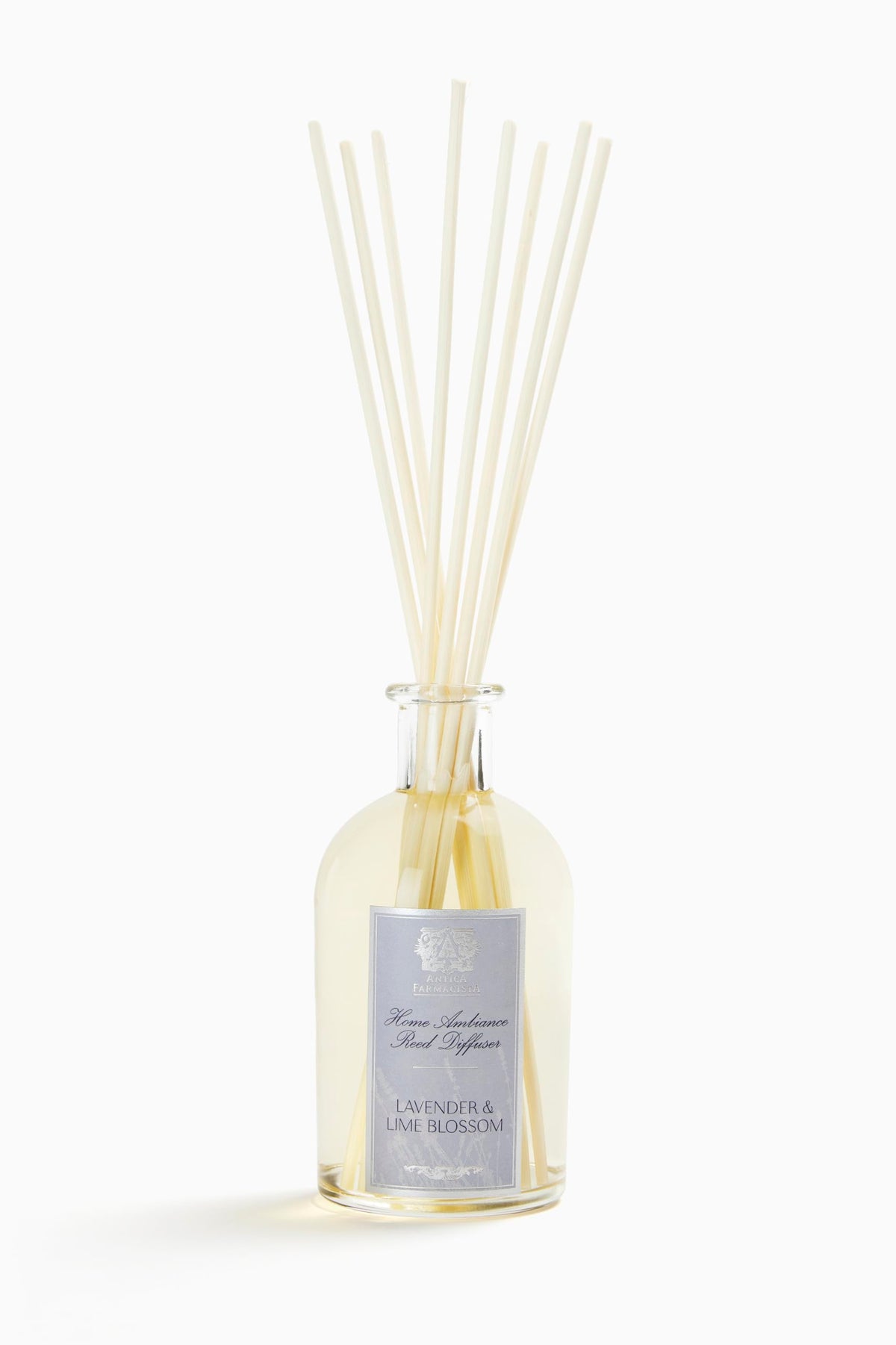 Diffuseur Antica Farmacista avec bouteille en verre pour une ambiance apaisante lavande-lime.