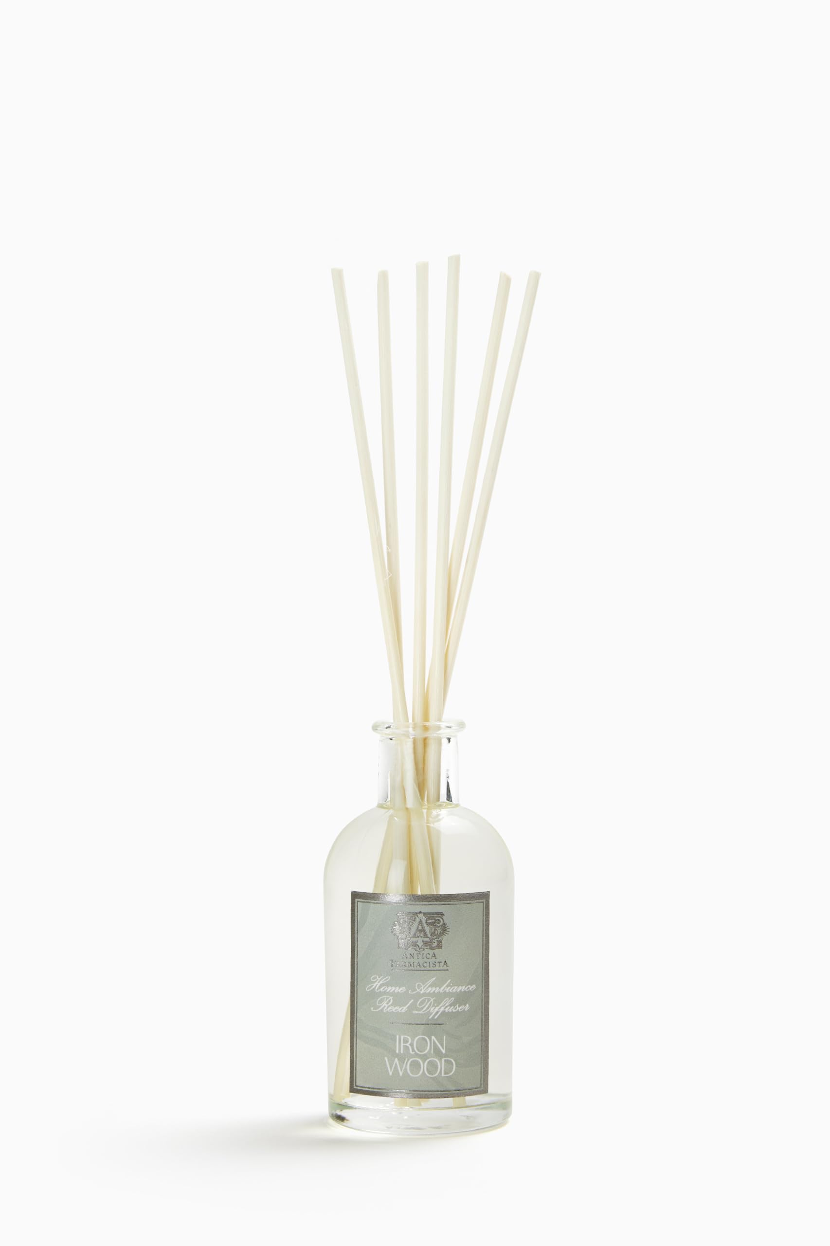 Antica Farmacista diffuseur ambiance fer-bois, parfum durable pour une ambiance chaleureuse.
