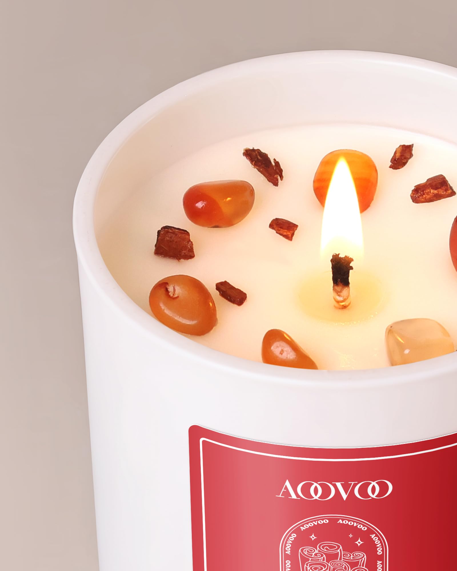 La bougie AOOVOO cannelle utilise cire de soja pure pour une ambiance chaleureuse.