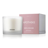 Bougie APOTHEKE Santal Rock Rose, 3 mèches, parfum durable dans son verre.