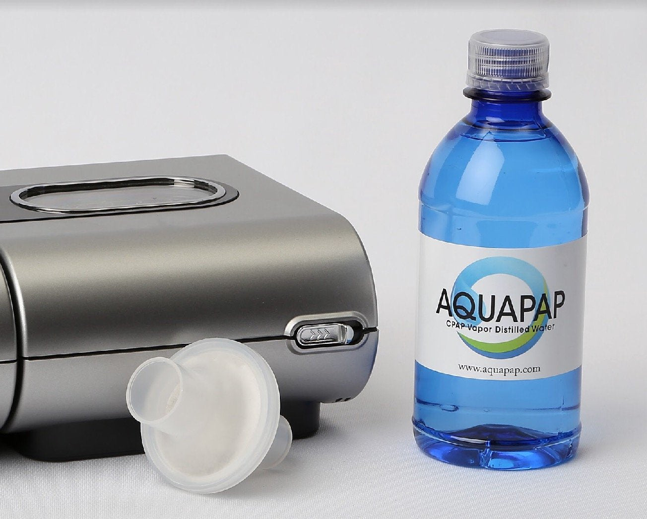 Aquapap bouteille bleu cobalt avec filtre UV, eau distillée prête pour CPAP.