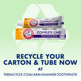 Dentifrice Arm & Hammer Complete Care fluoré pour une protection quotidienne.