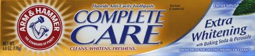 Dentifrice Arm & Hammer Complete Care, tube ouvert montrant la texture mentholée.