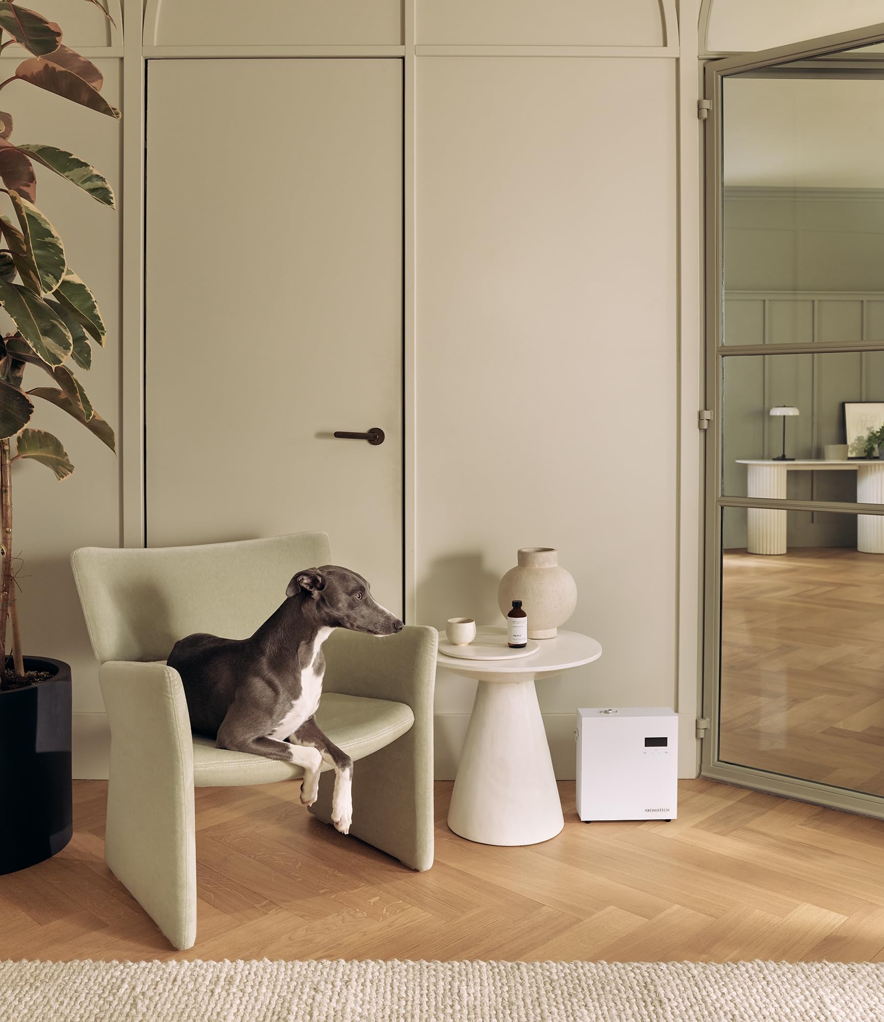 AromaTech AromaPro diffuseur silencieux pour salon ou bureau.