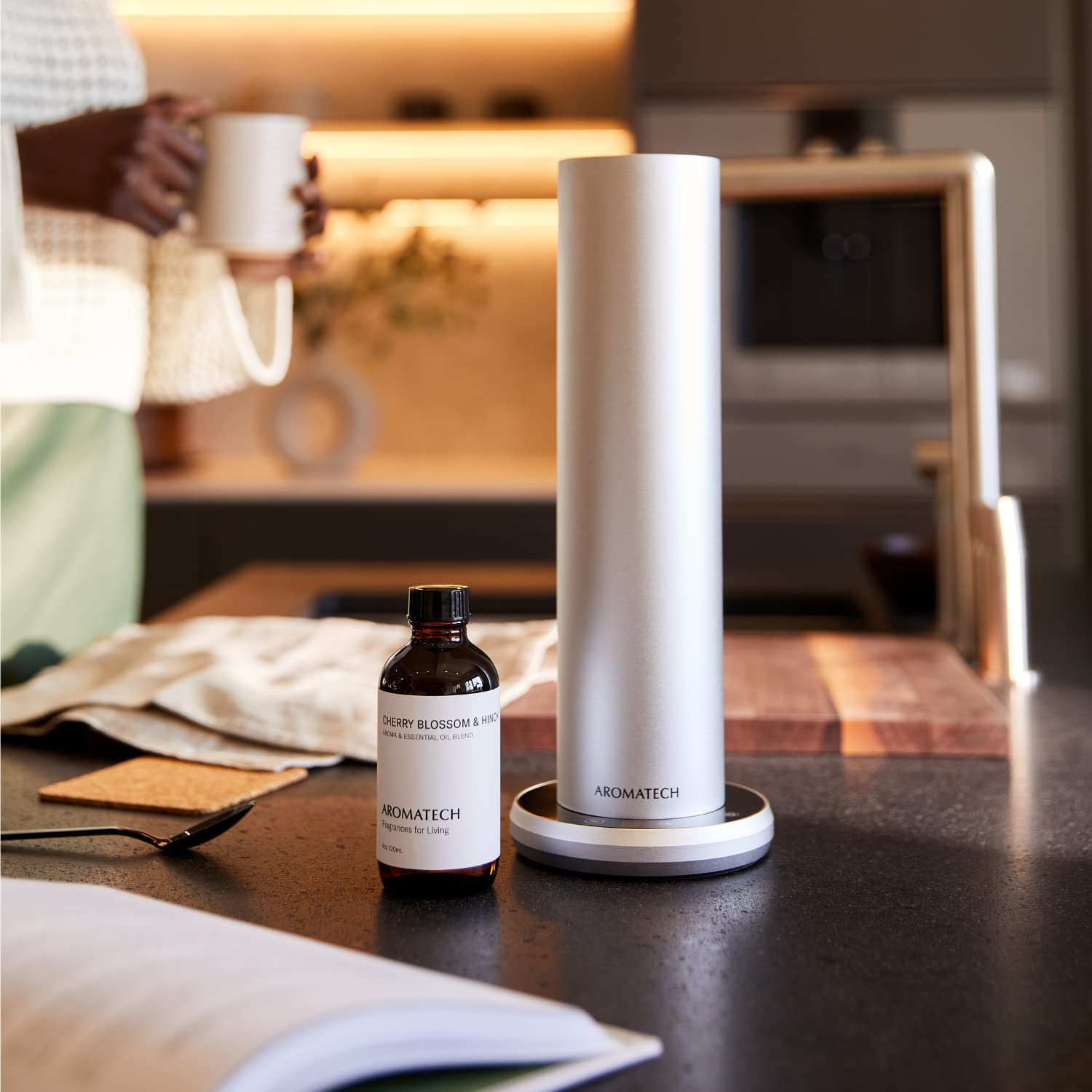 AromaTech, huile-diffuseur-aromatique-cerisier-hinoki: ambiance zen à domicile.