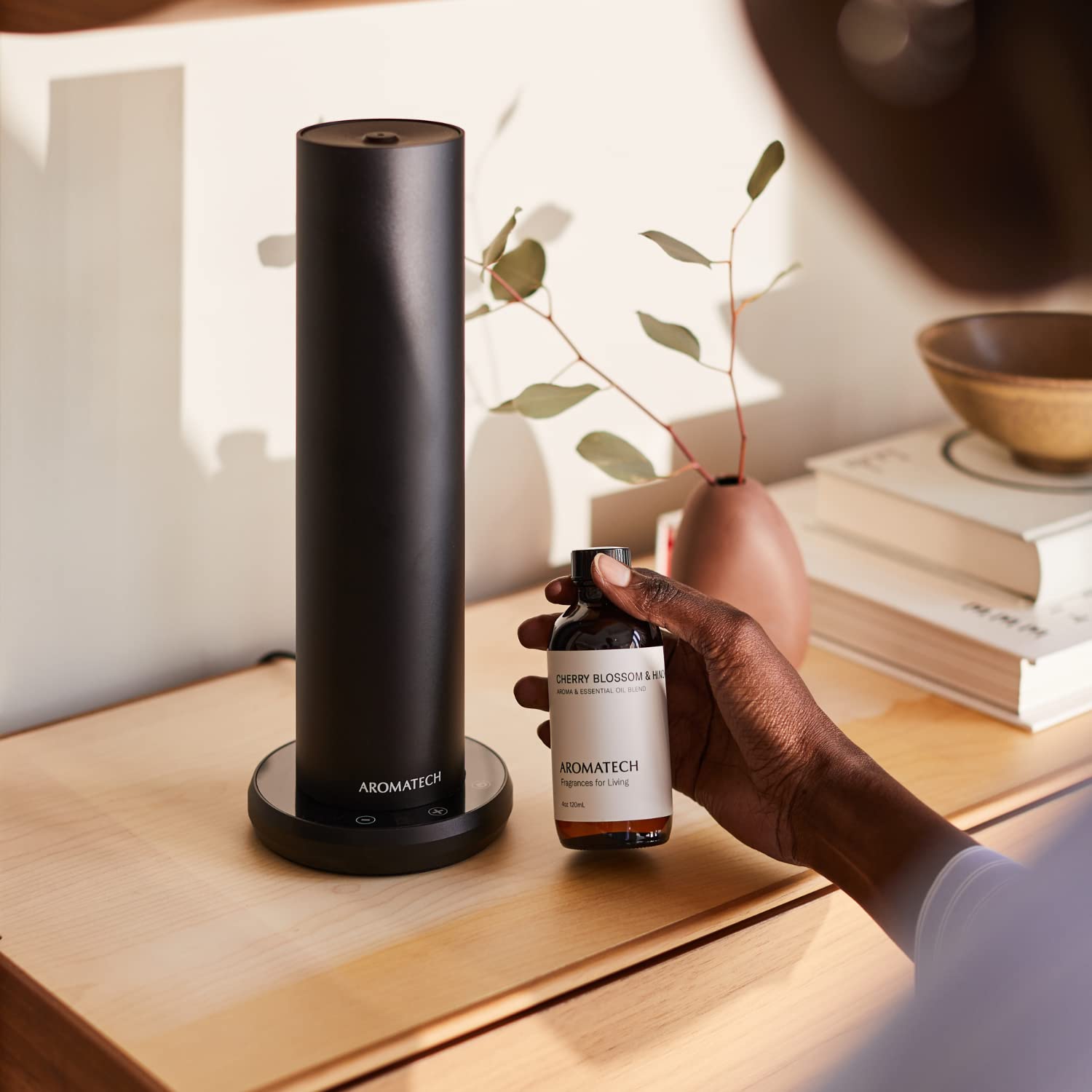 AromaTech, huile-diffuseur-cerisier-hinoki-yuzu: douceur florale avec touche citrus.