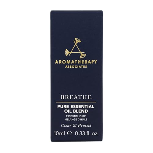 Aromatherapy Associates Breathe, application sur poignet pour un souffle plus frais.