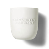 Aromatherapy Associates Deep Relax cire végan élégante pour une expérience propre et durable.