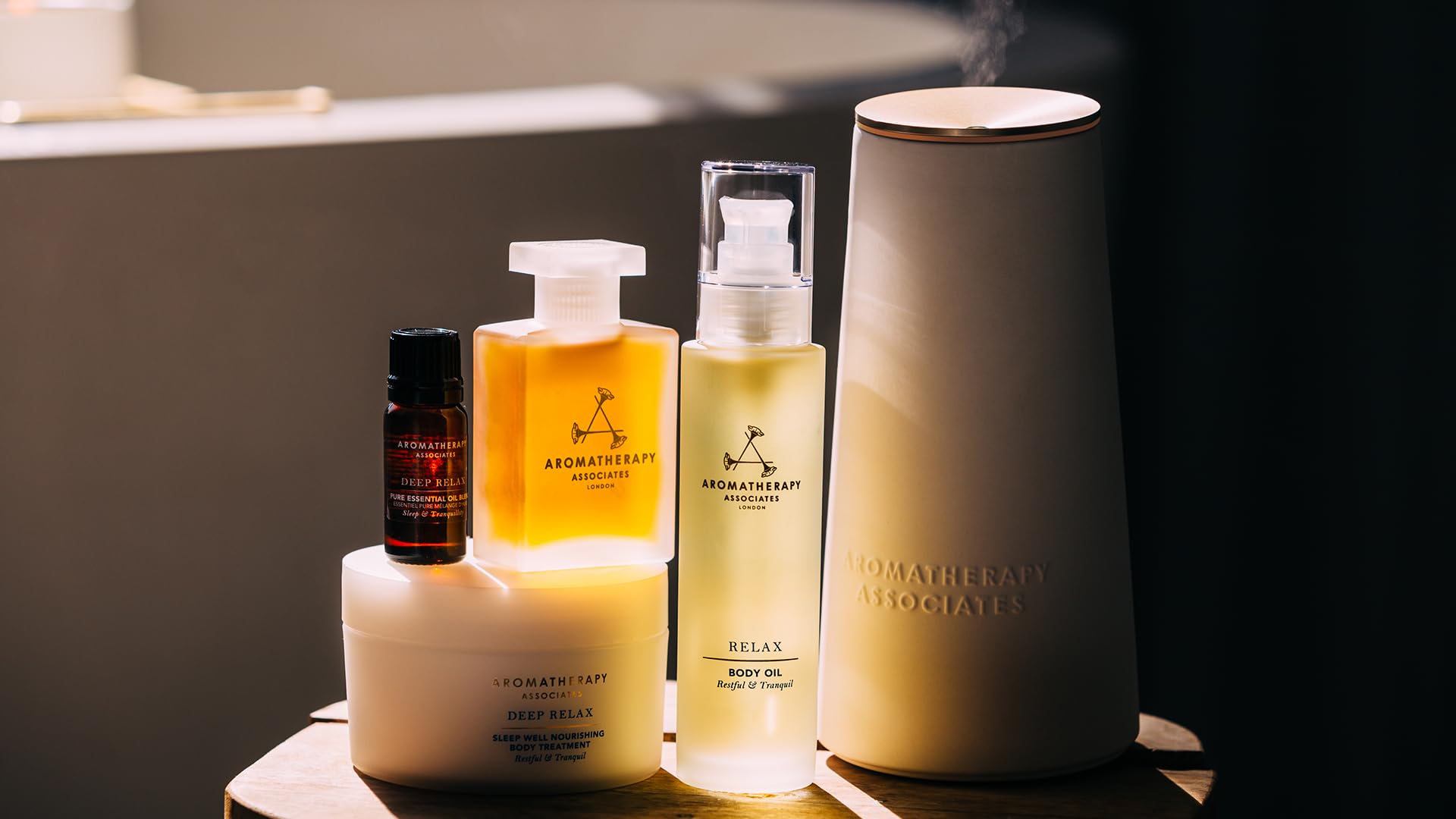 Aromatherapy Associates Deep Relax: parfum profond qui accompagne les routines du soir.