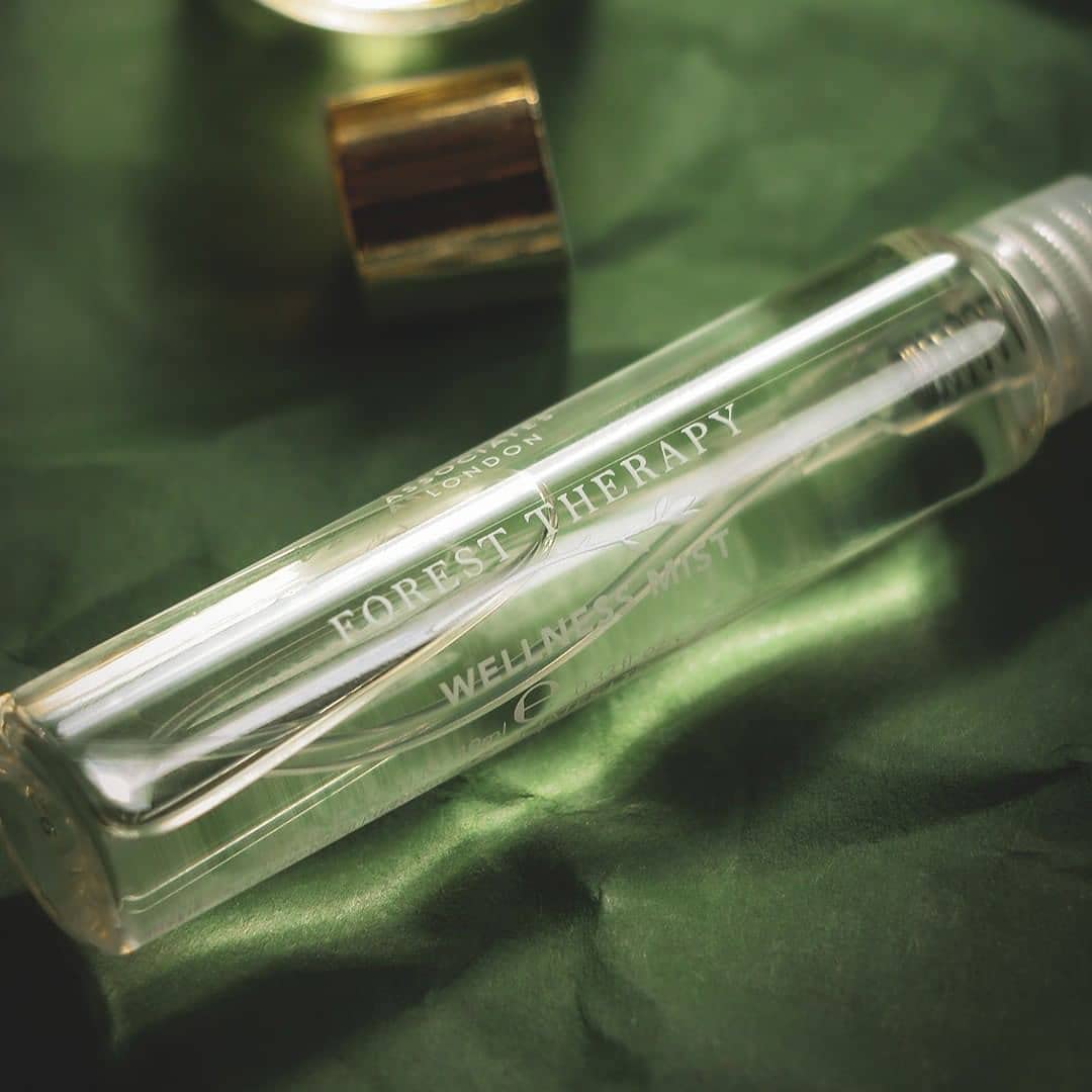 Aromatherapy Associates Forest Therapy, brume olfactive offrant détente et centrage naturel