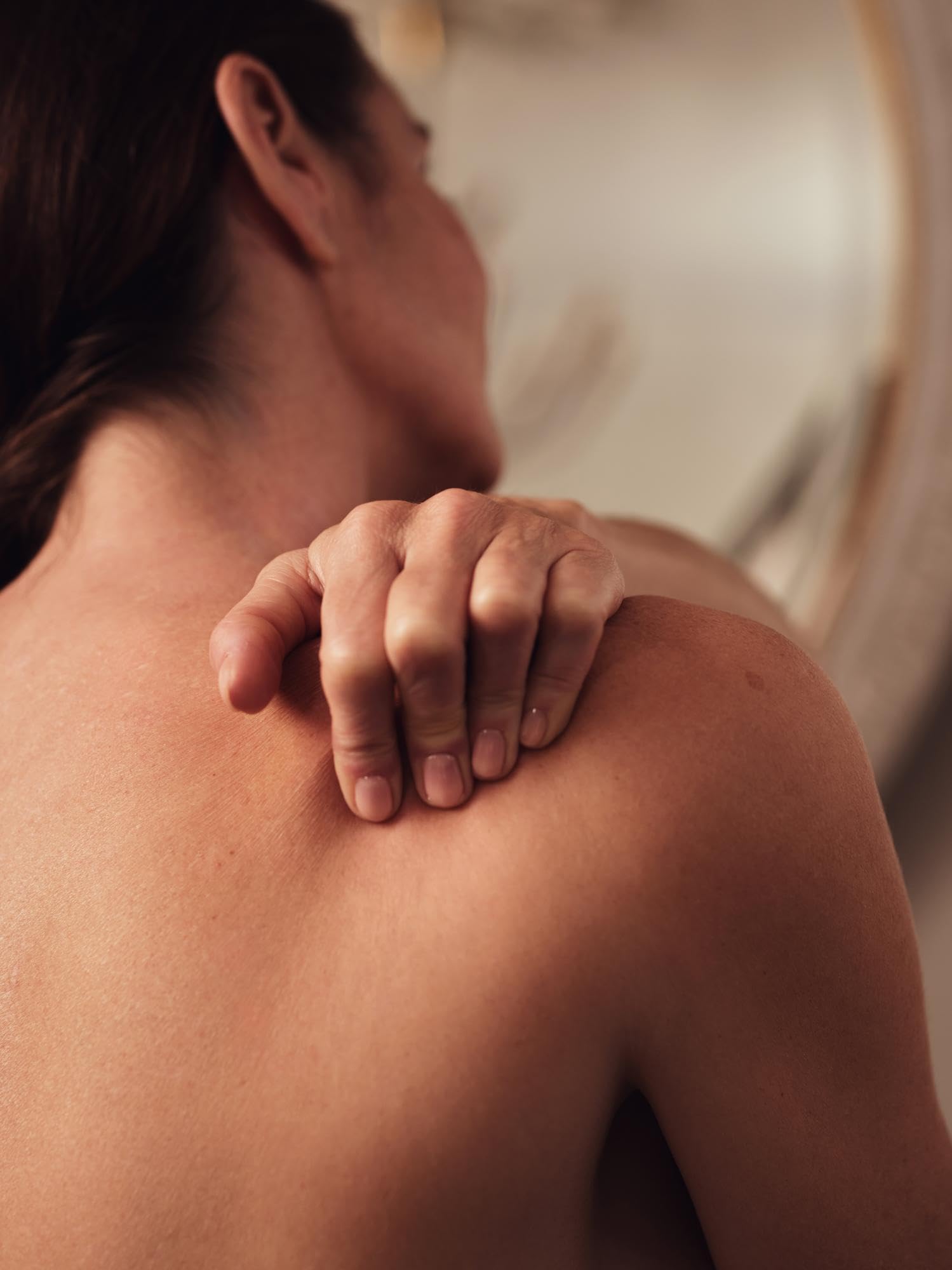 Revive d'Aromatherapy Associates : rituel matinal stimulant les sens.