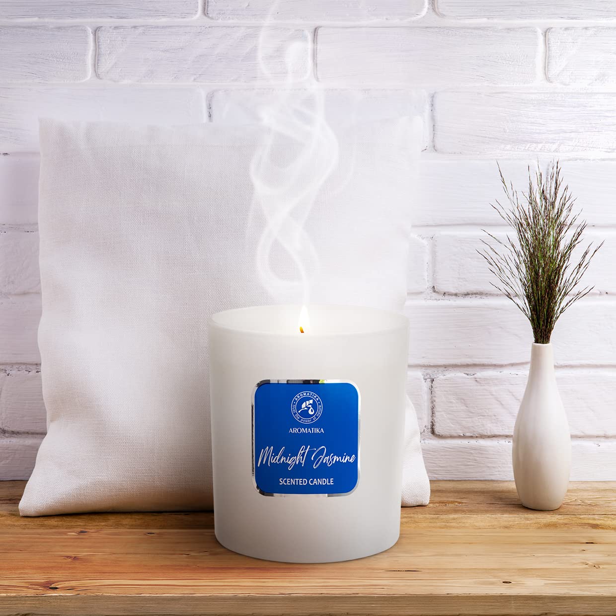 AROMATIKA bougie 45h en verre; Midnight Jasmine, brûlage lent et uniforme.