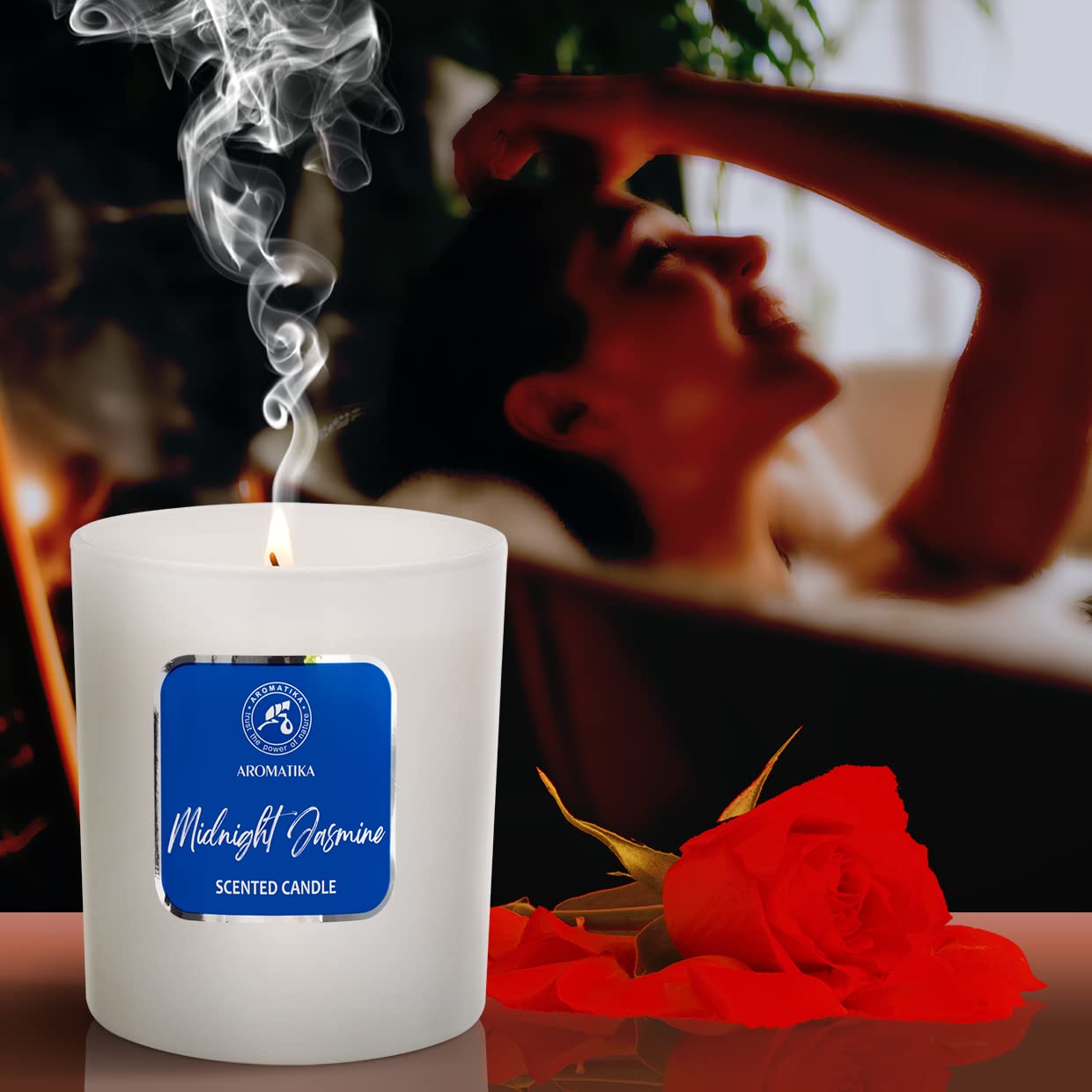 AROMATIKA bougie Midnight Jasmine; emballage cadeau élégant et ambiance zen.